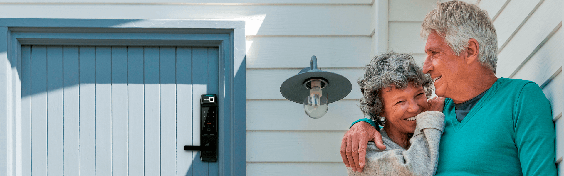 Hafele's RE-AL smart lock installed on the door